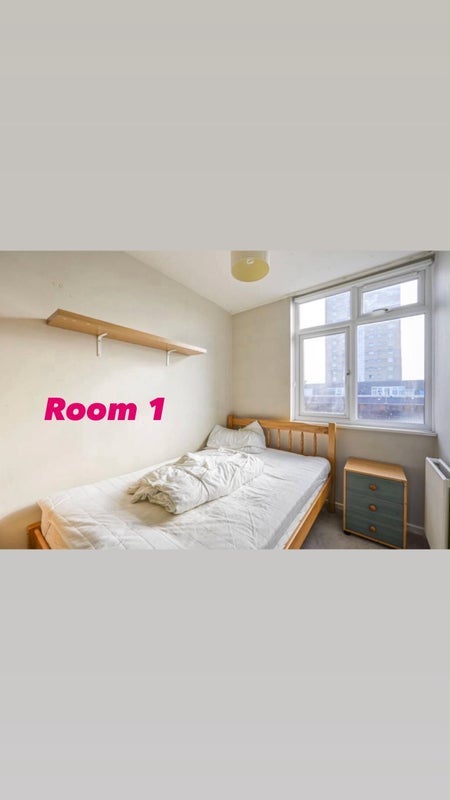 Flat Watney Market in Greater London