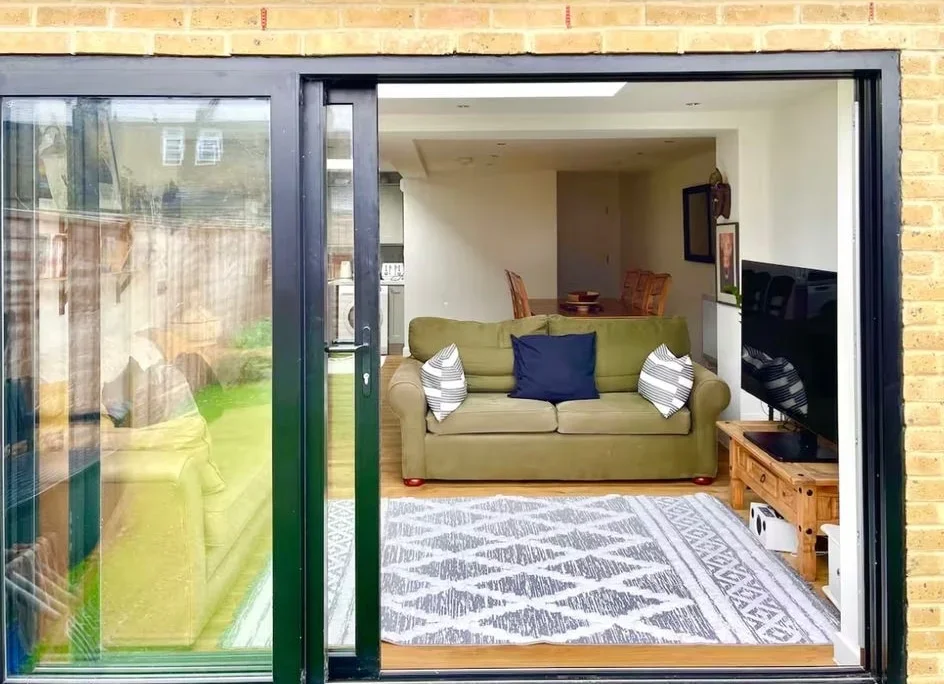 Room Naylor Road in Greater London