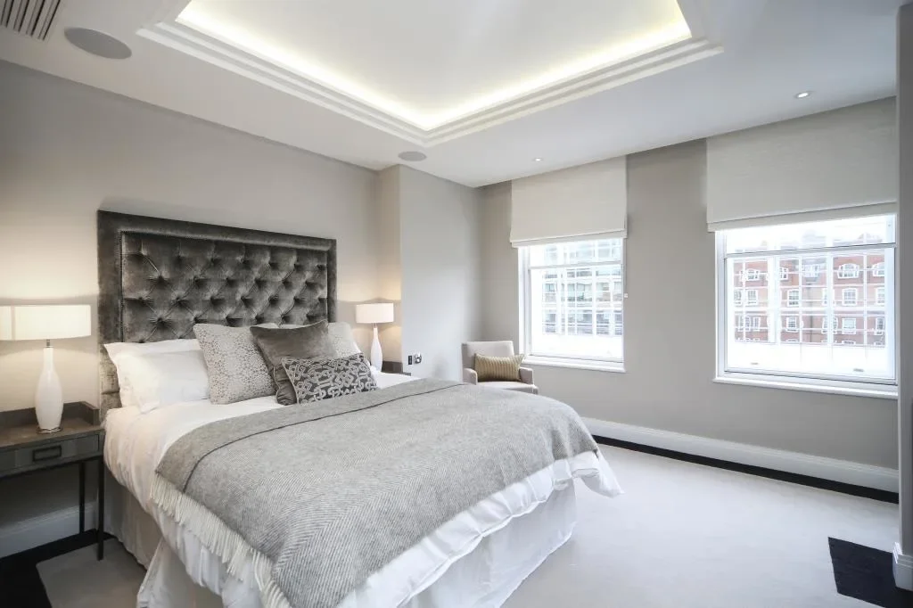 Flat Eccleston Place in City of Westminster