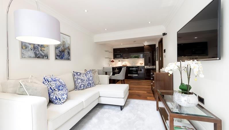 Flat Kensington Gardens Square in City of Westminster