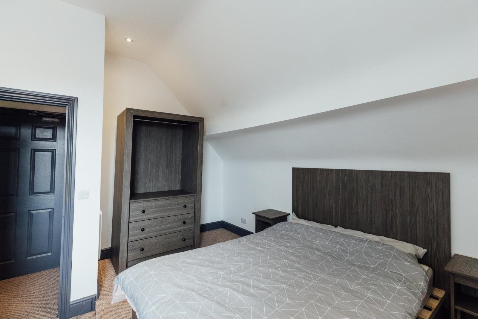 Flat Derby Road in Charnwood
