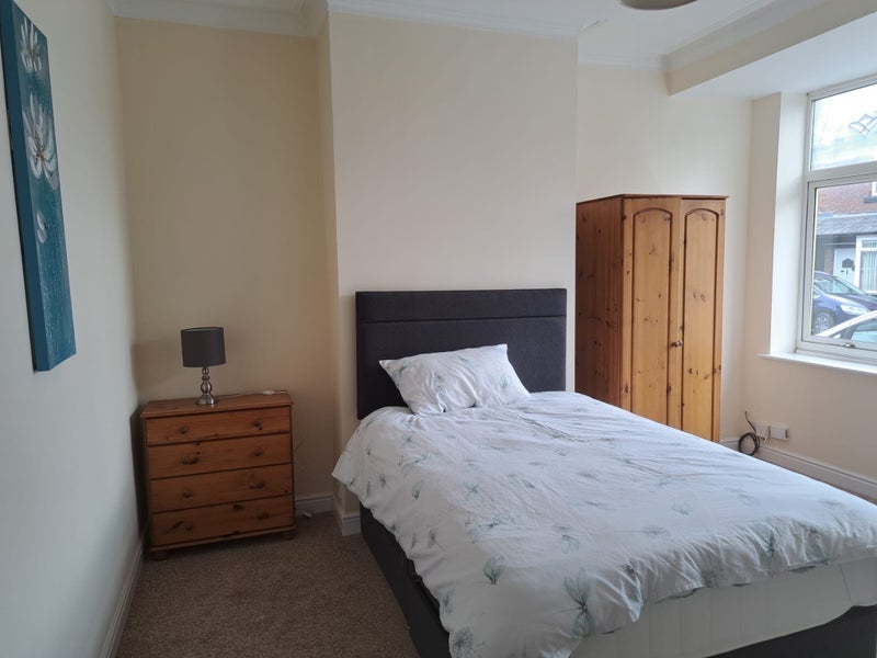 Room Dimsdale Parade West in Newcastle-under-Lyme