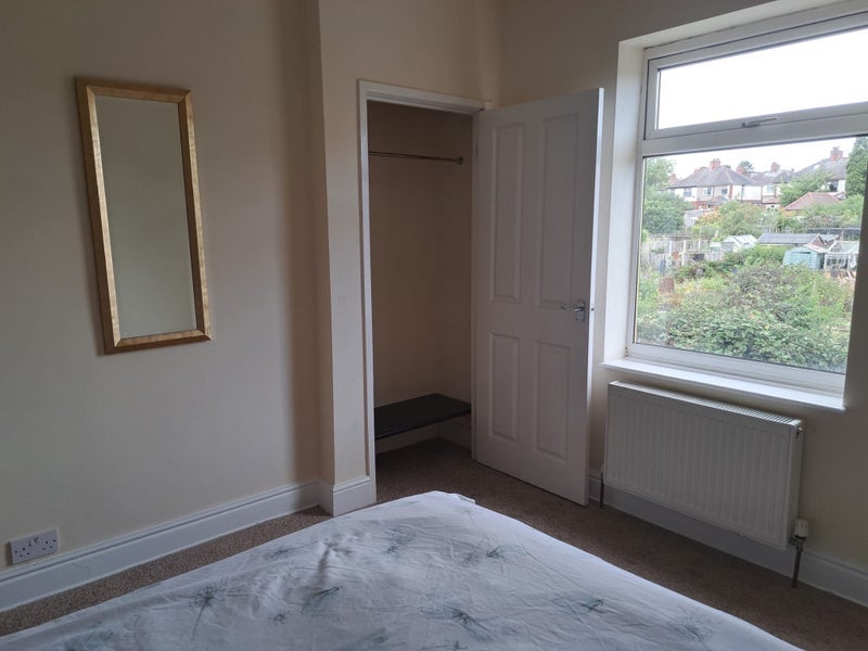 Room Dimsdale Parade West in Newcastle-under-Lyme