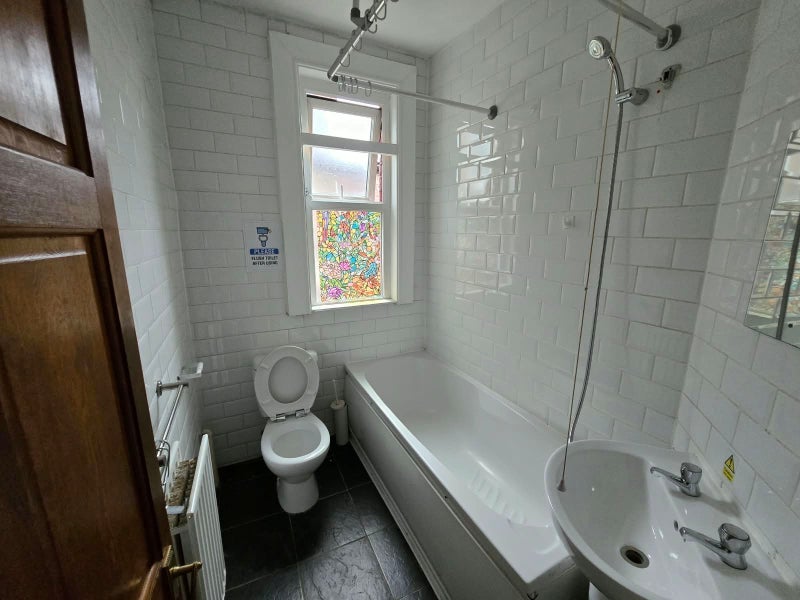 Room Preston Grove in Liverpool