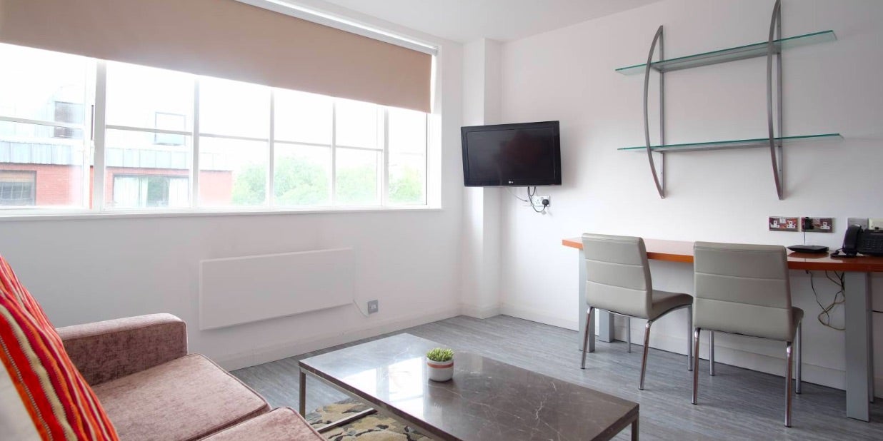Flat Roland Gardens in Greater London