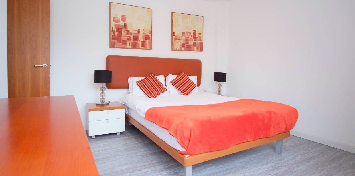Flat Roland Gardens in Greater London