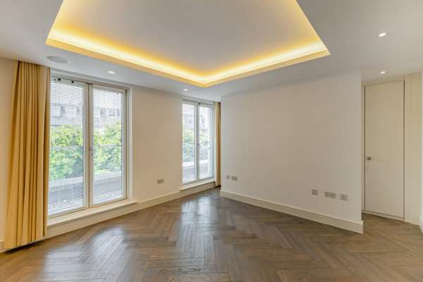 House Walham Grove in Greater London