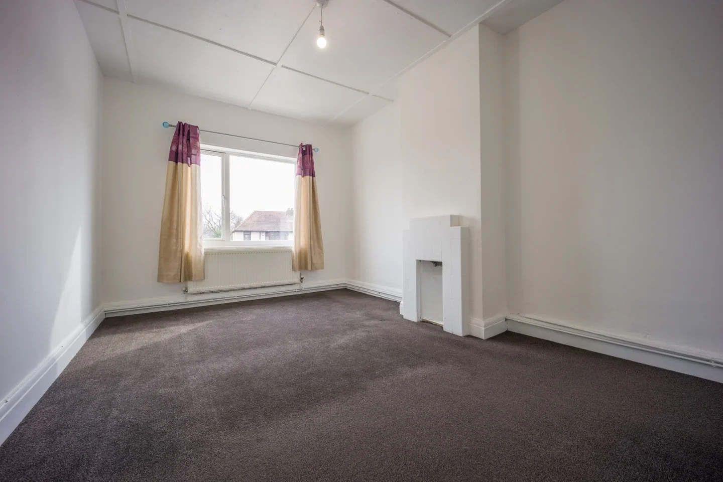 Flat Mayplace Road East in Greater London