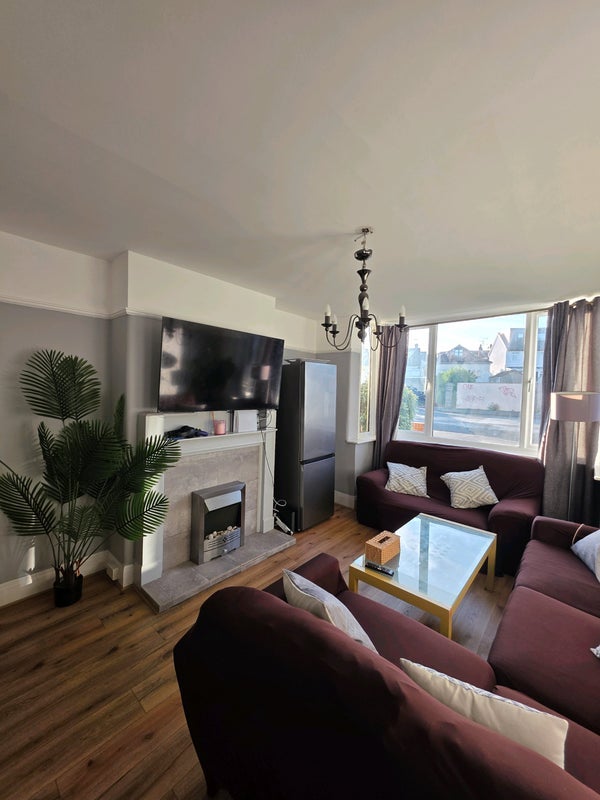Room Filton Avenue in Bristol