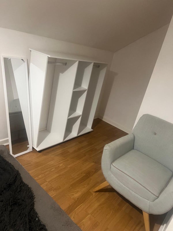 Room Stansfield Street in Manchester