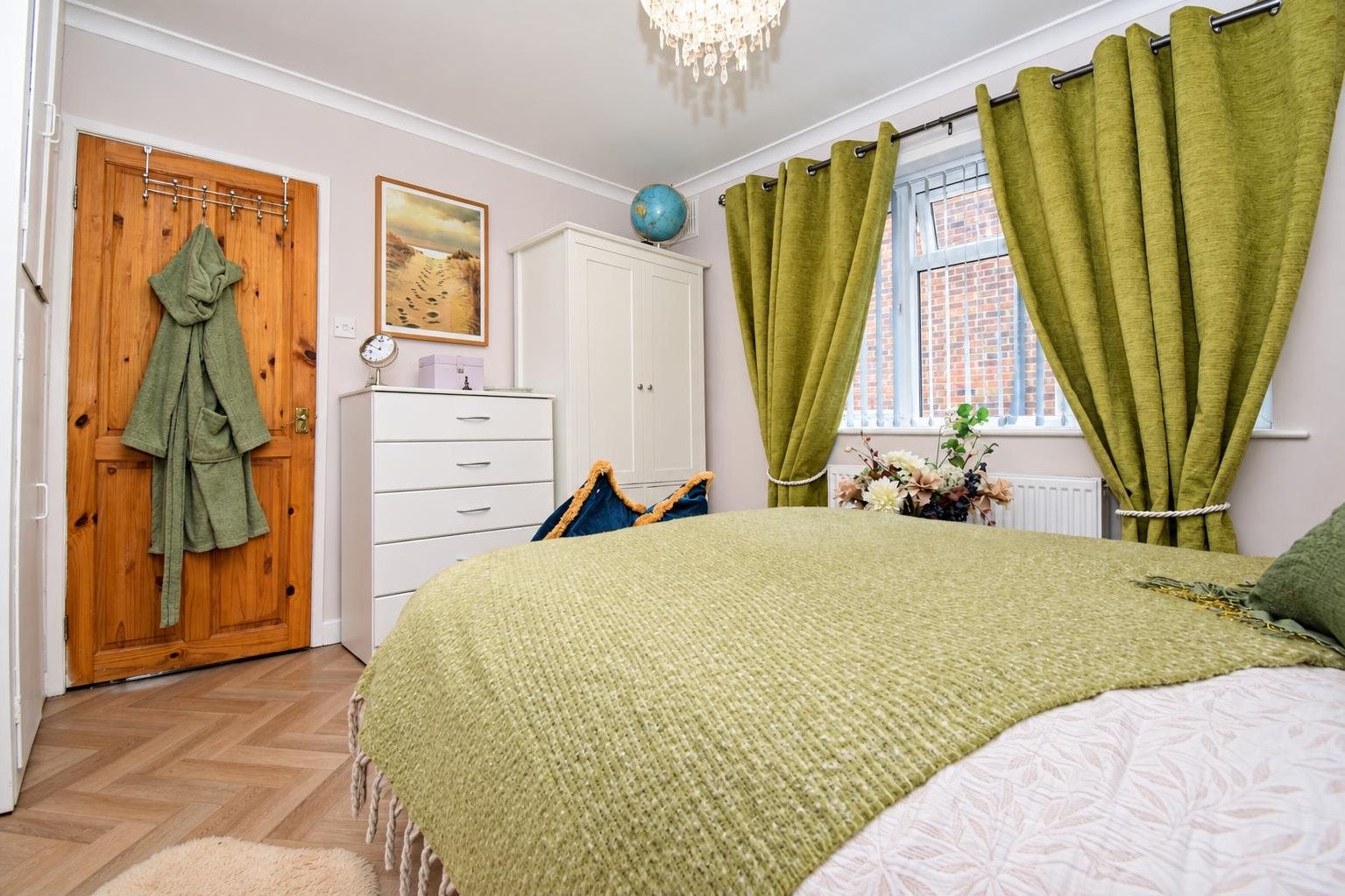 Flat Southmoor Road in Wakefield