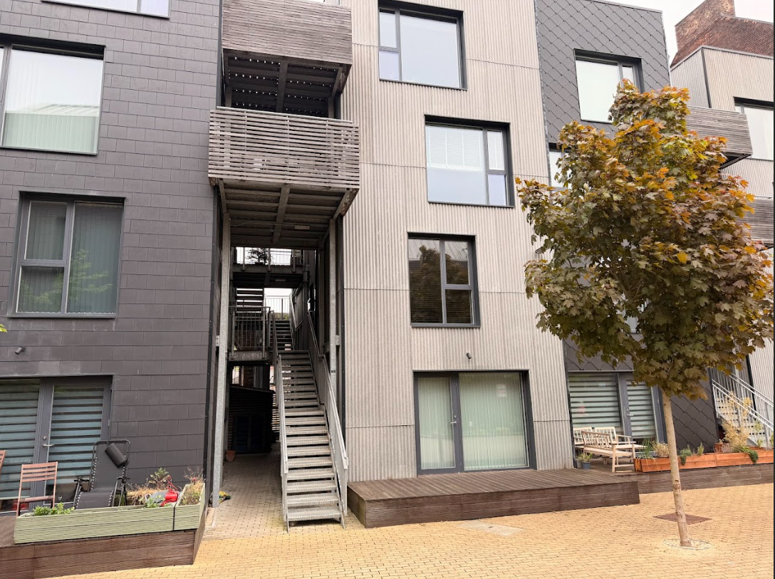 Flat Little Kelham Street in Sheffield