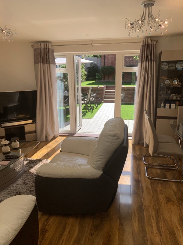Room Fieldfare drive in Maidstone