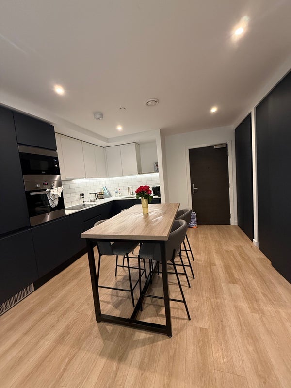Room Nobel Way in Manchester