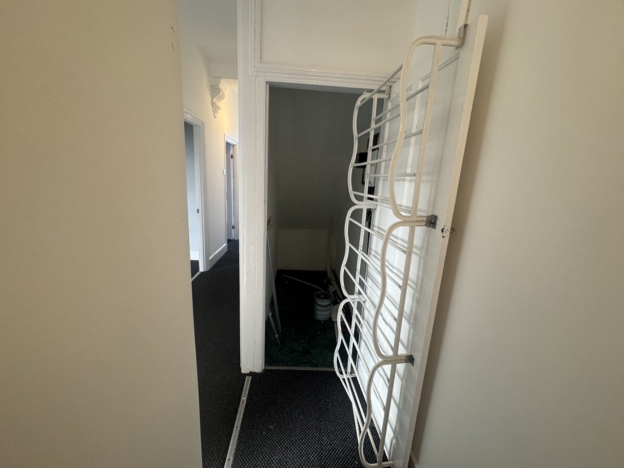Flat Voluntary Place in Greater London