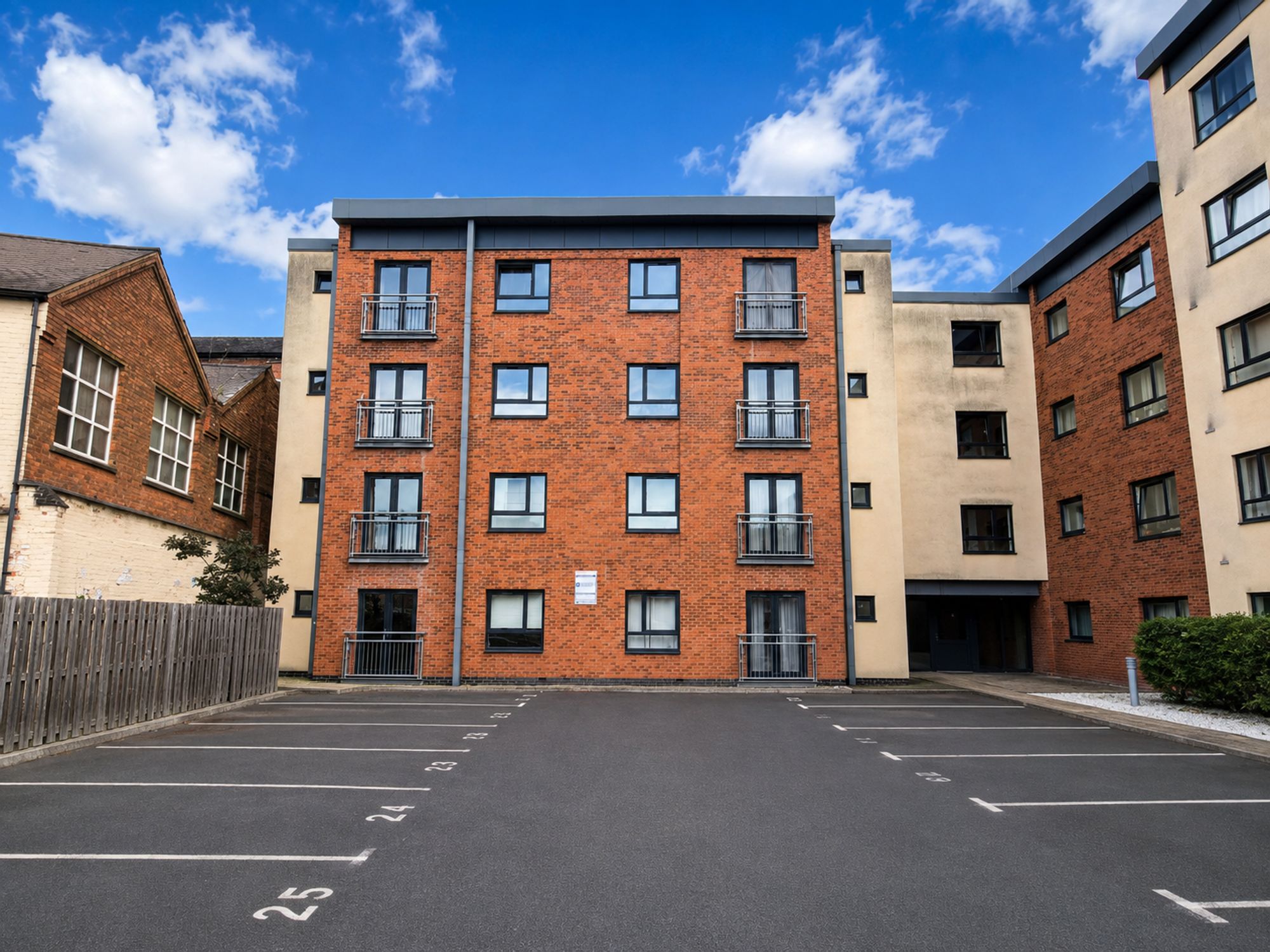 Flat Western Road in Leicester