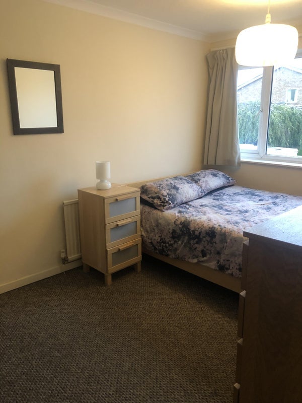 Room Burbage Avenue in Stratford-on-Avon