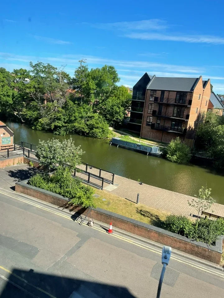 Flat Medway Wharf Road in Tonbridge and Malling