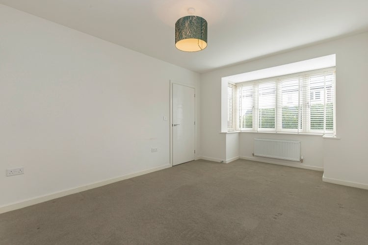 House Primrose Close in West Oxfordshire