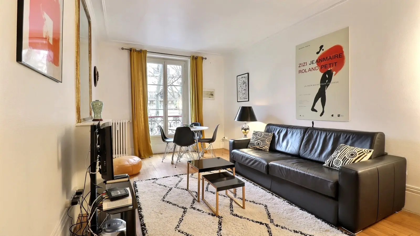Appartement Avenue de la Bourdonnais à Paris