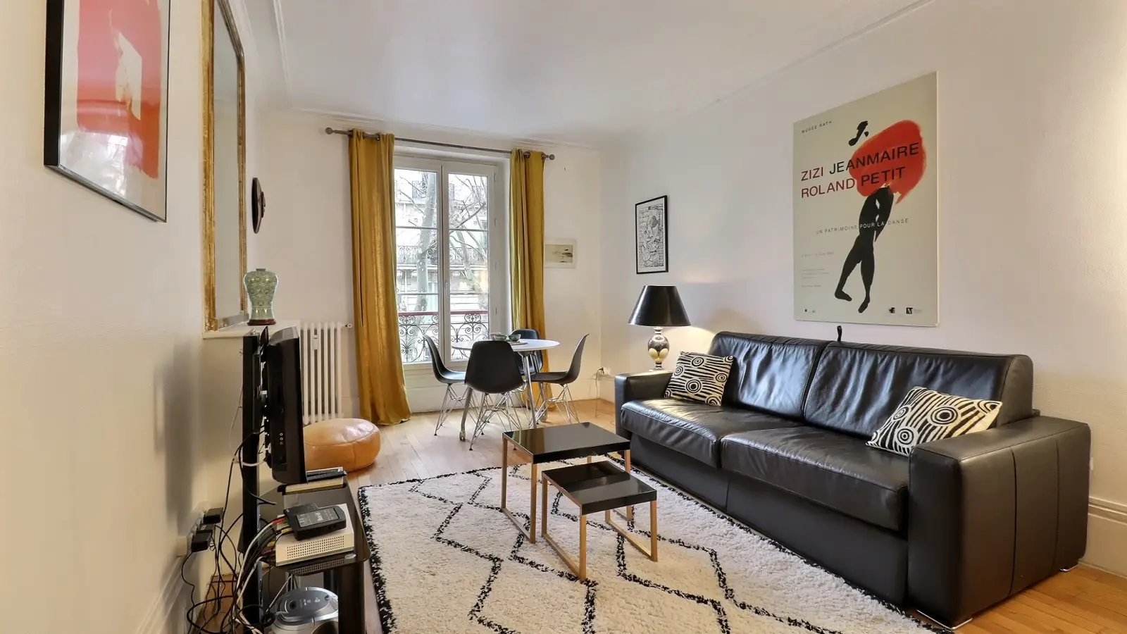 Appartement Avenue de la Bourdonnais à Paris
