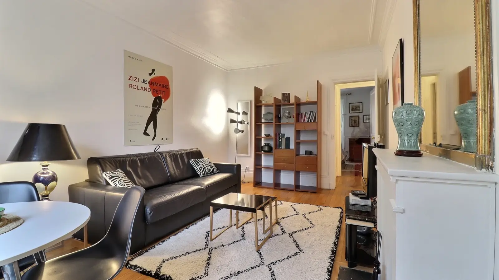 Appartement Avenue de la Bourdonnais à Paris