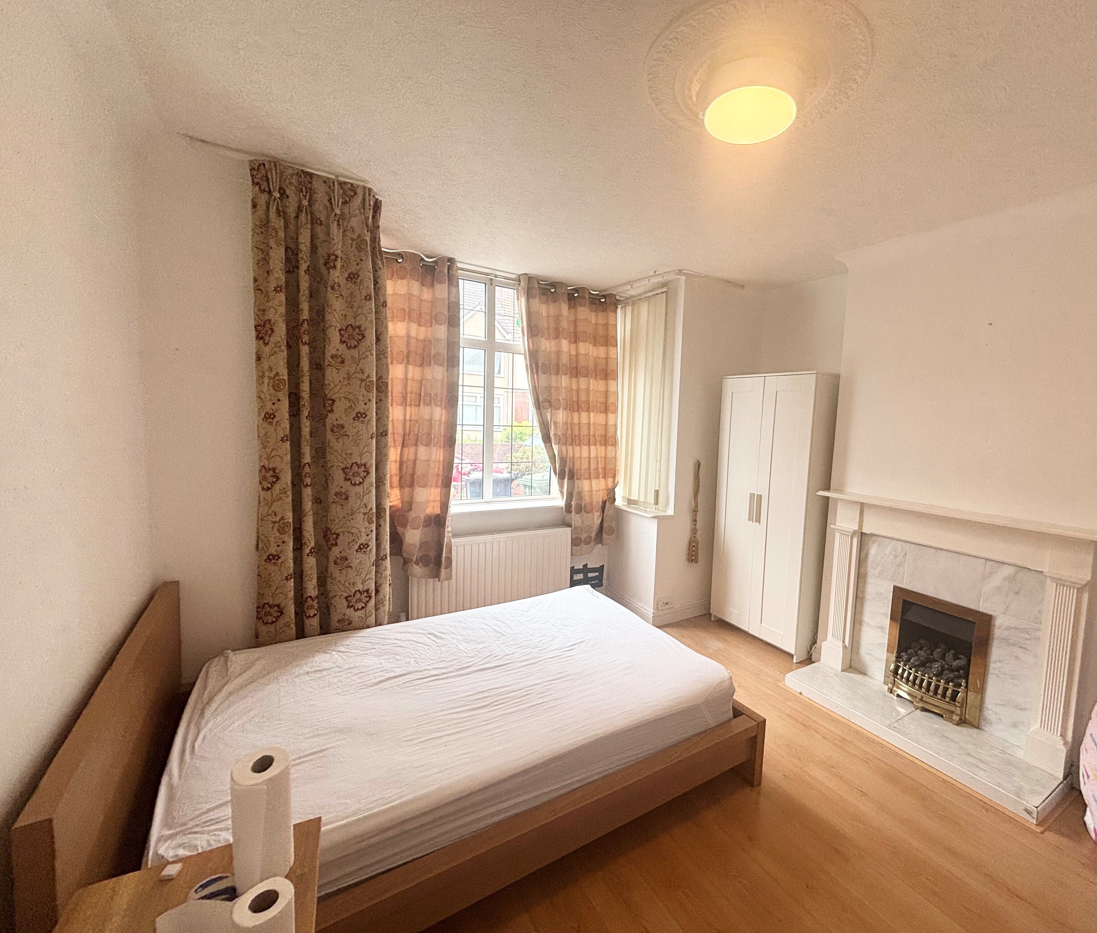 Room Eden Grove in Bristol