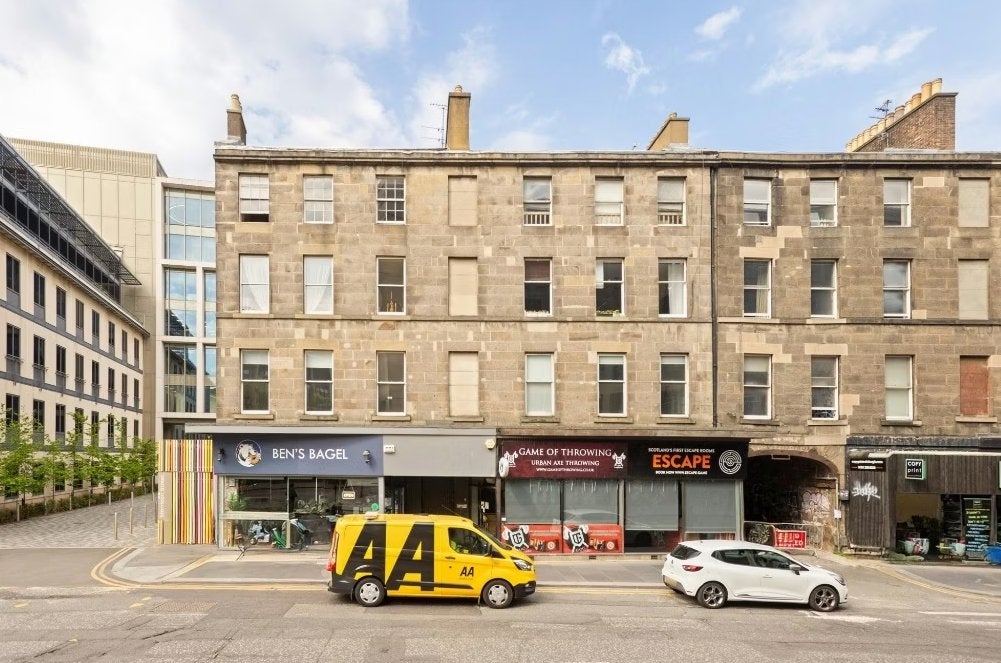 Flat Morrison Street in City of Edinburgh