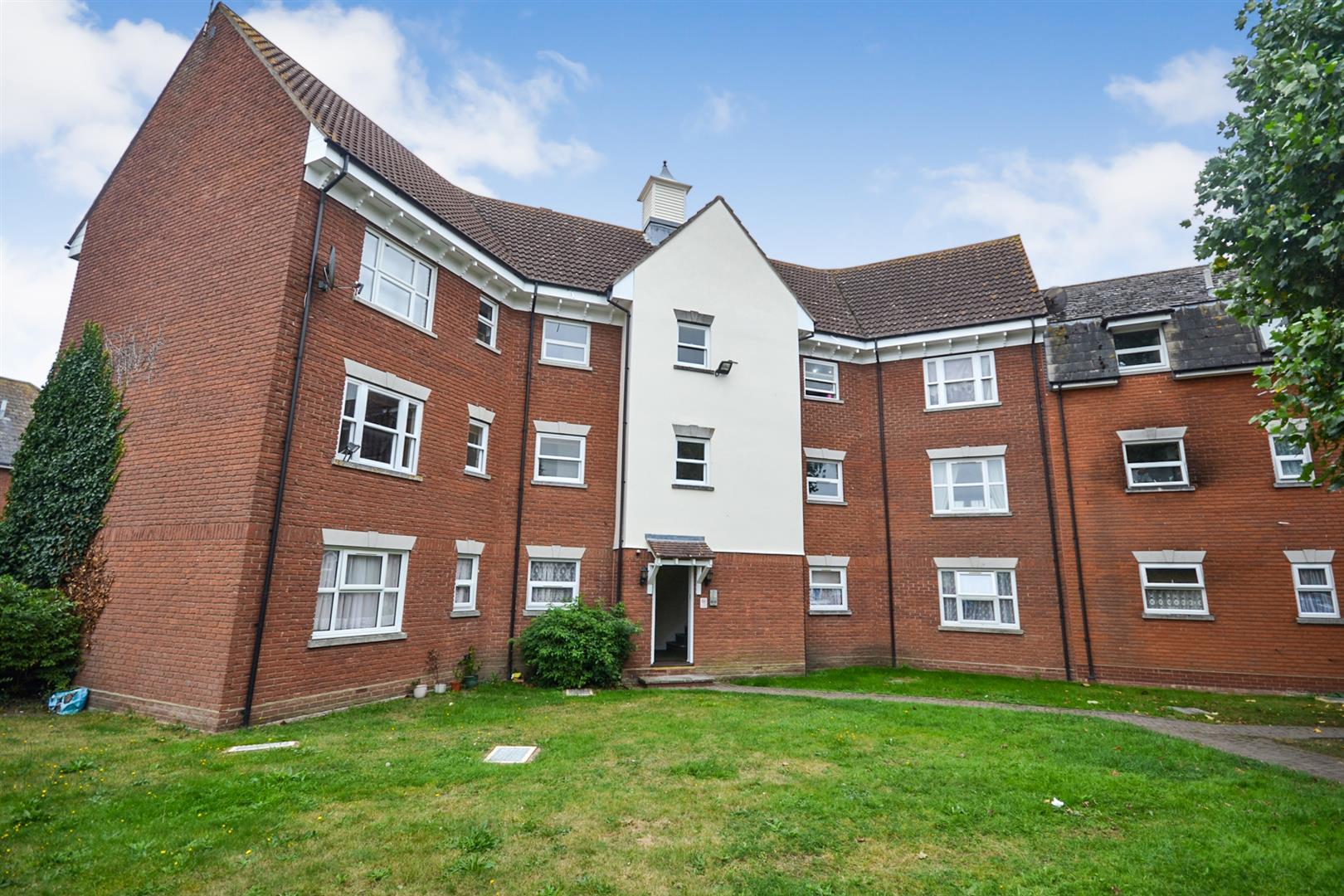 Flat Tattersalls Chase in Southminster