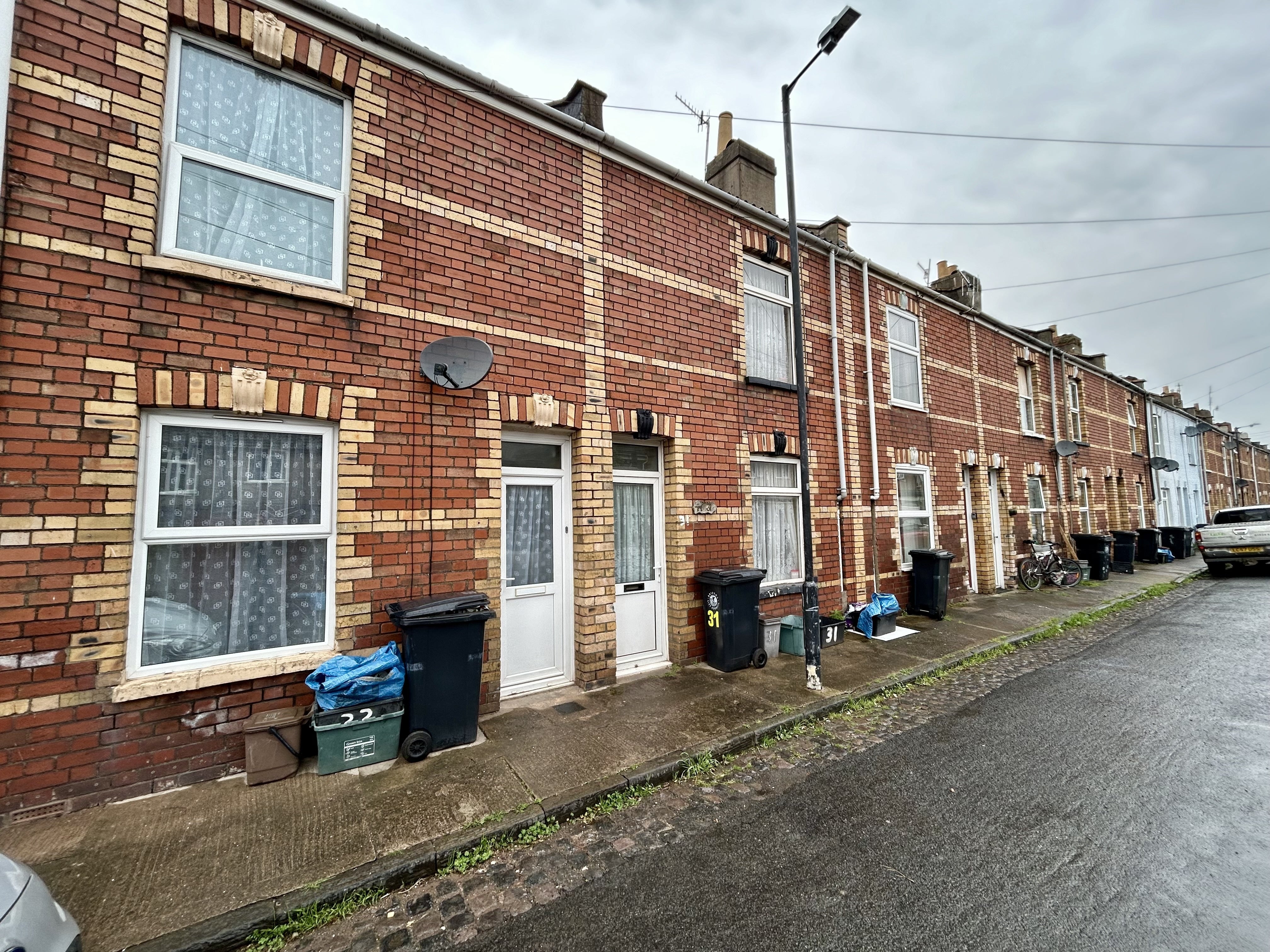 Flat Highridge Road in Bristol