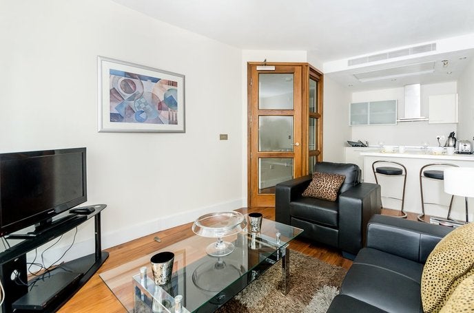 Flat Praed Street in City of Westminster