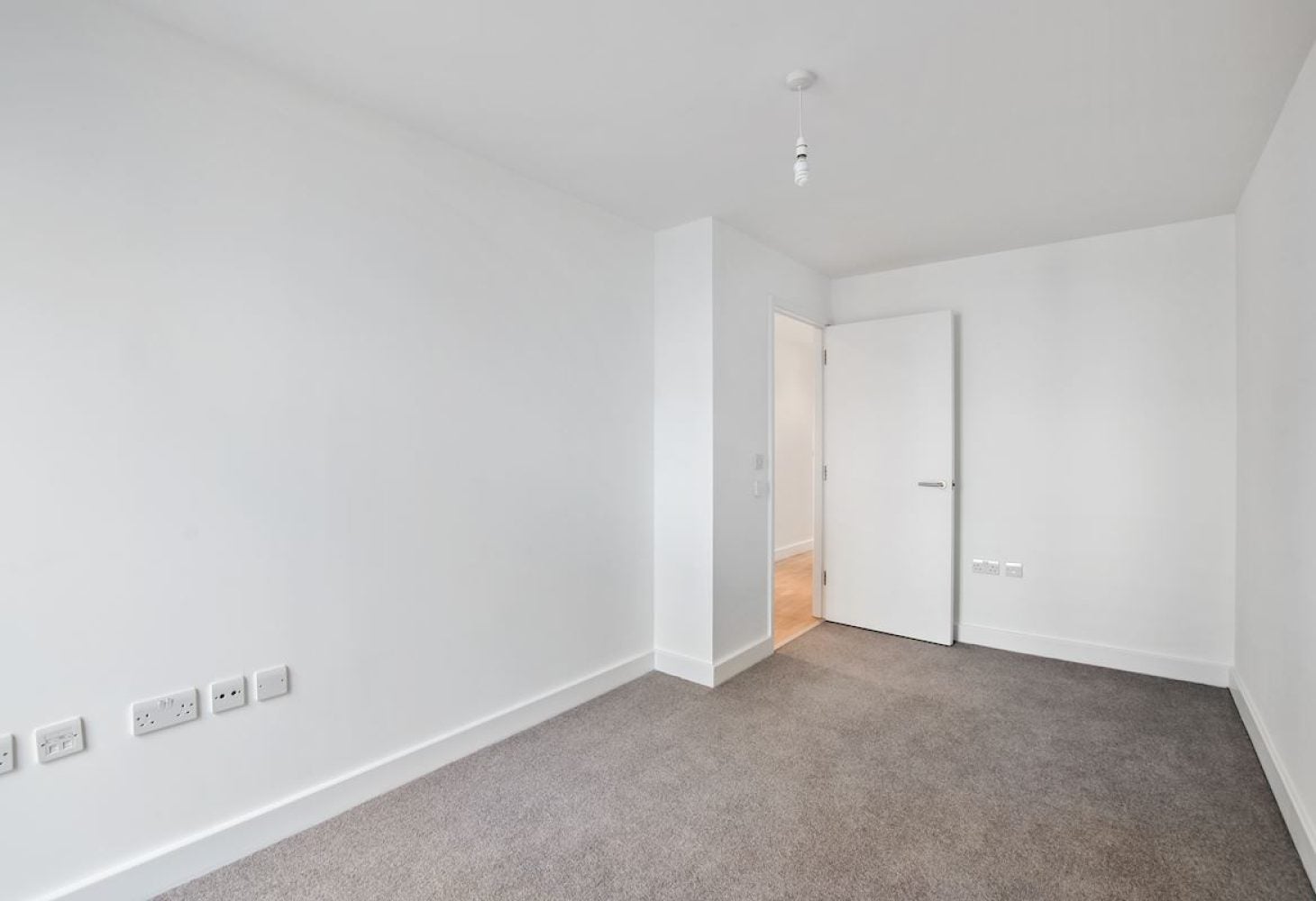 Flat Nichols Court in Chelmsford