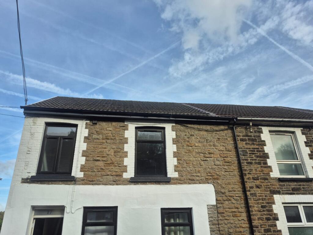 Flat Wood Road in Pontypridd