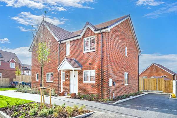 House Maplehurst Close in Hastings
