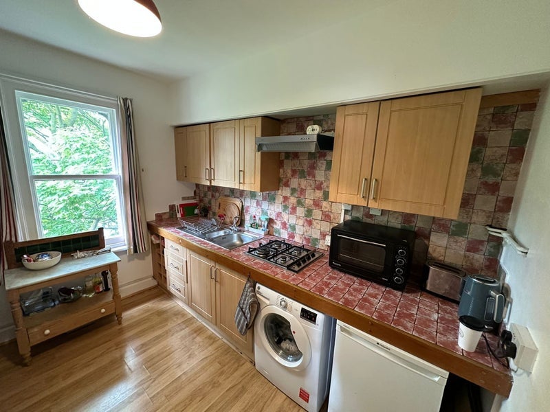 Room Cressingham Road in Greater London