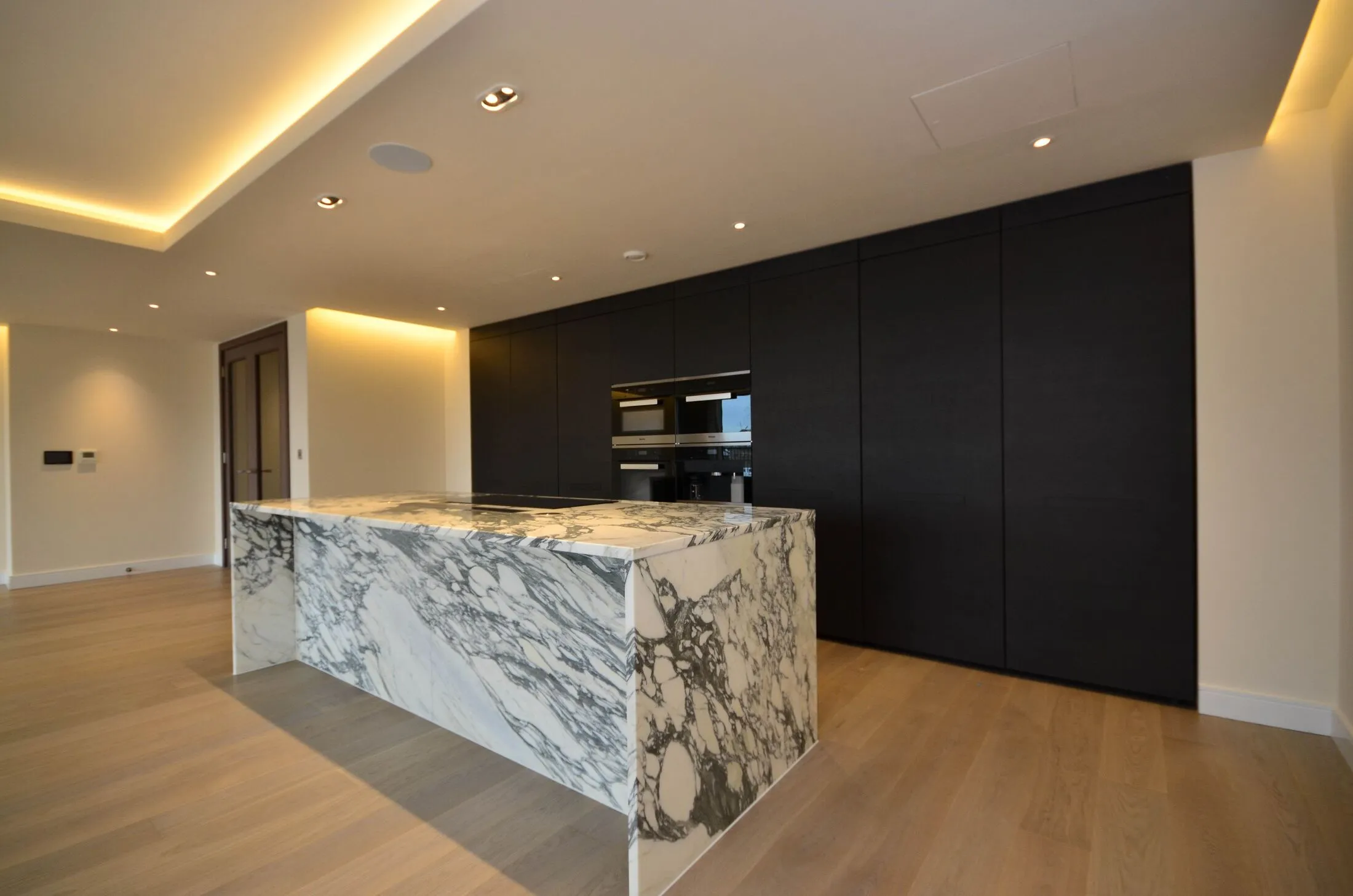 Flat Imperial Road in Greater London