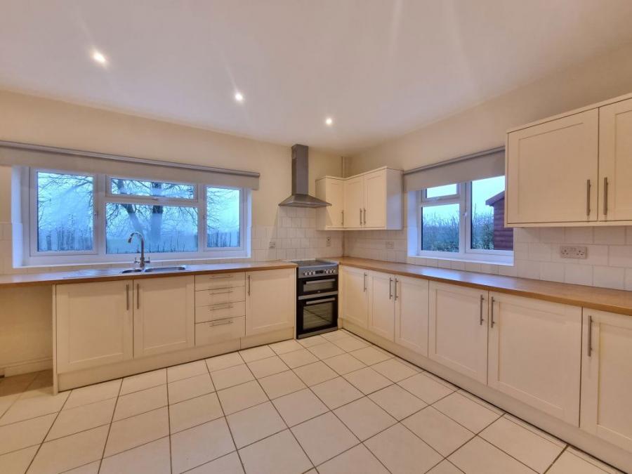House Stretton Lane in Houghton on the Hill