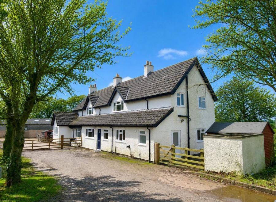 House Stretton Lane in Houghton on the Hill