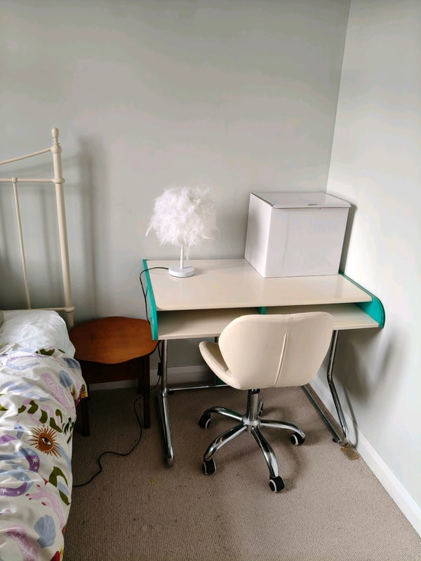 Room Wilmslow Road in Manchester