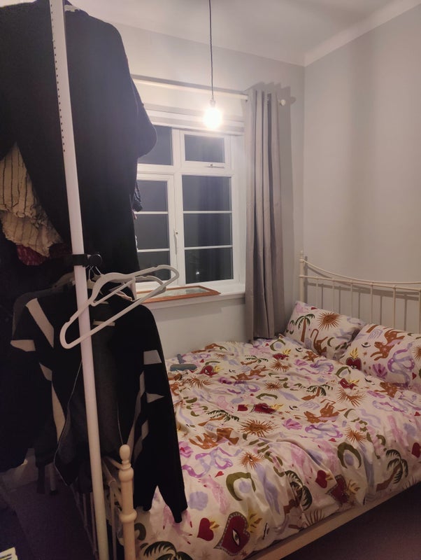 Room Wilmslow Road in Manchester