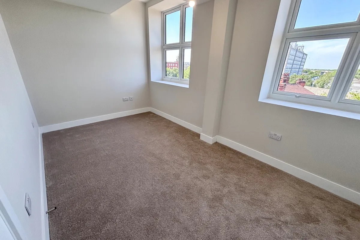 Flat Lowgate in Hull