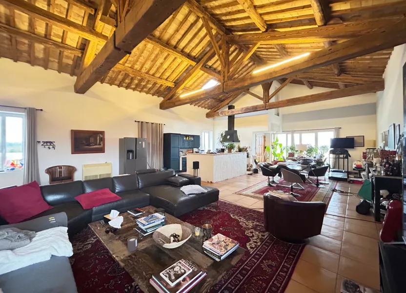 Flat Chemin des Champs in Cheval-Blanc