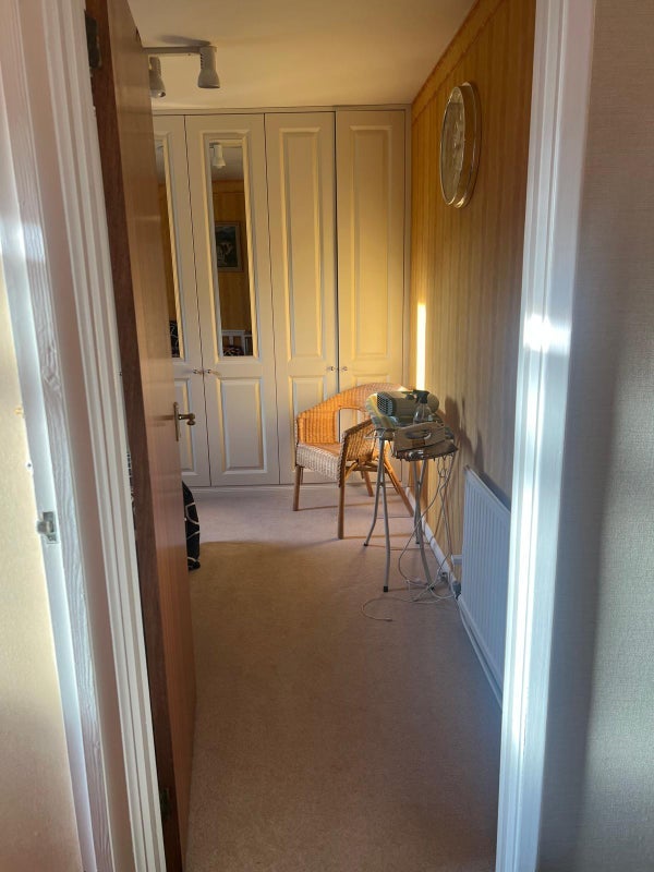 Room Barnes Hall Road in Sheffield