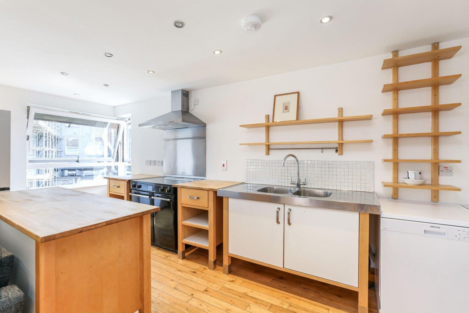 Flat Mary Datchelor Close in Greater London