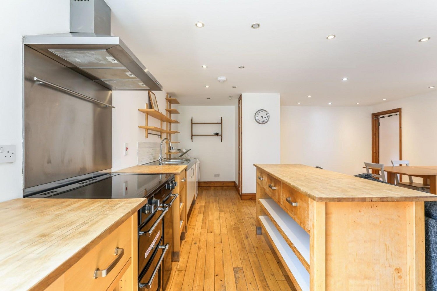 Flat Mary Datchelor Close in Greater London