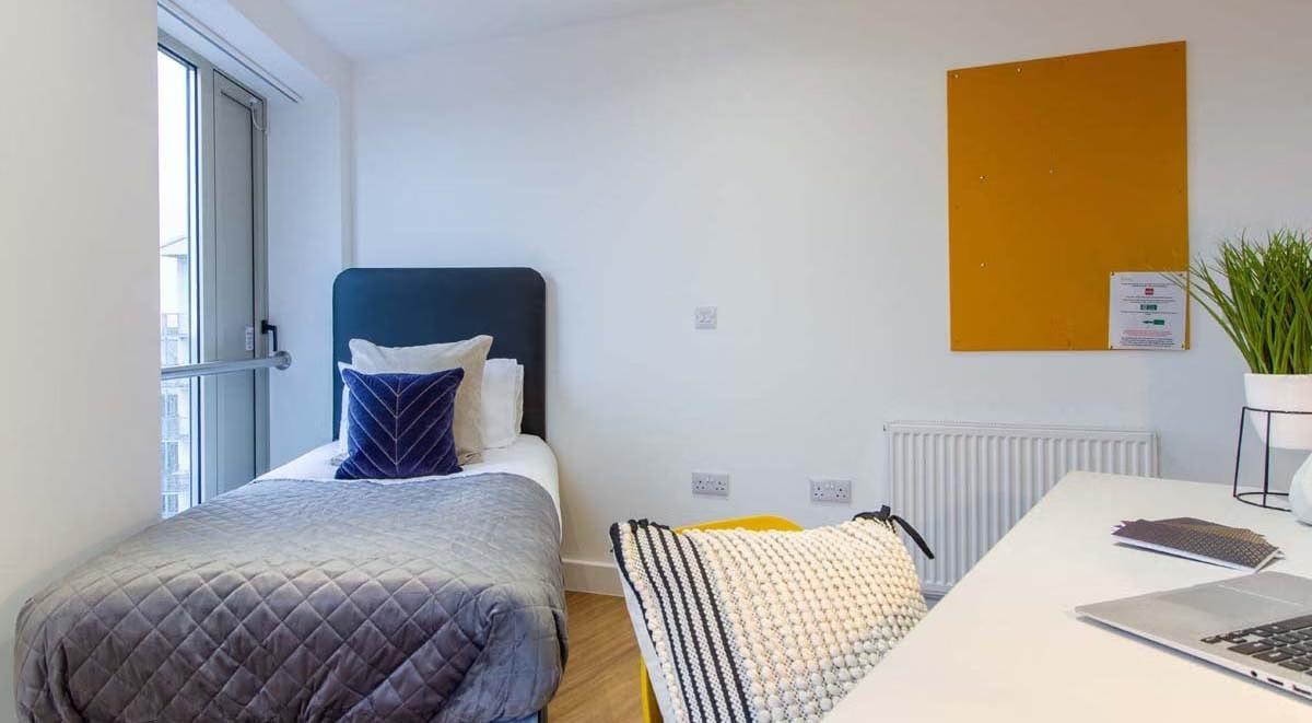 Room Ilkeston Road in Nottingham