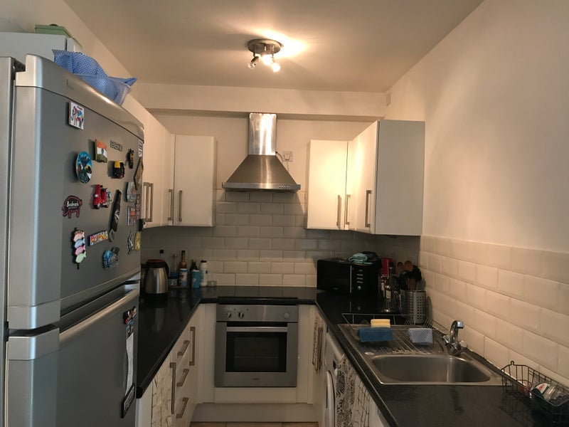 Room Orchid Street in Greater London