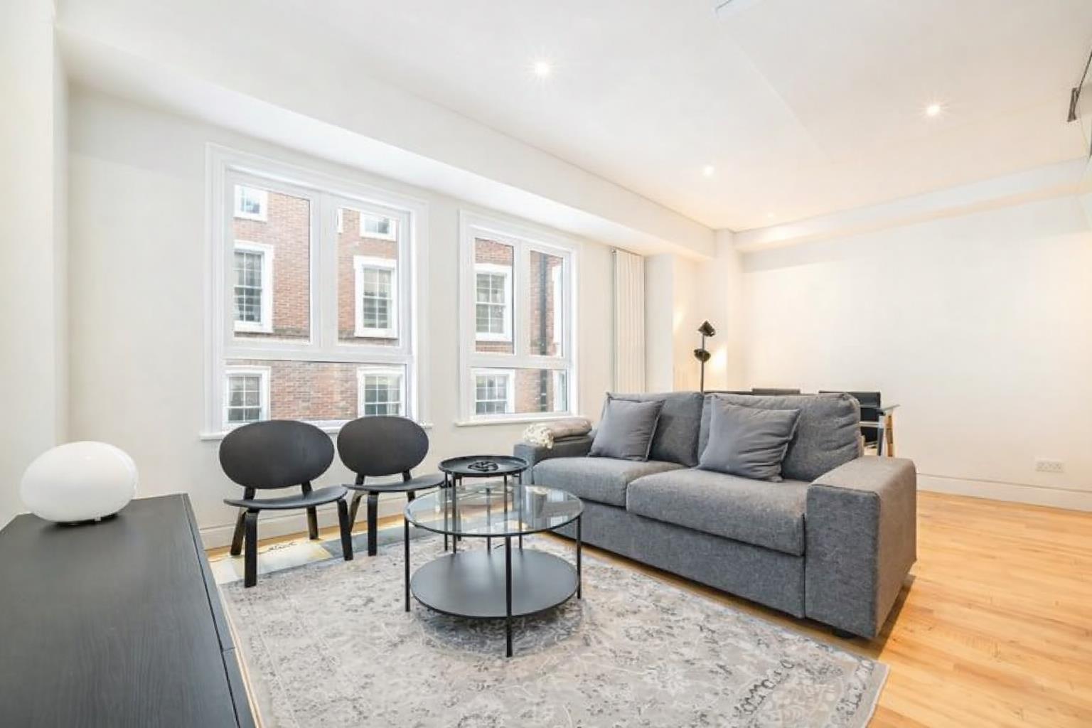 Flat Radnor Place in City of Westminster