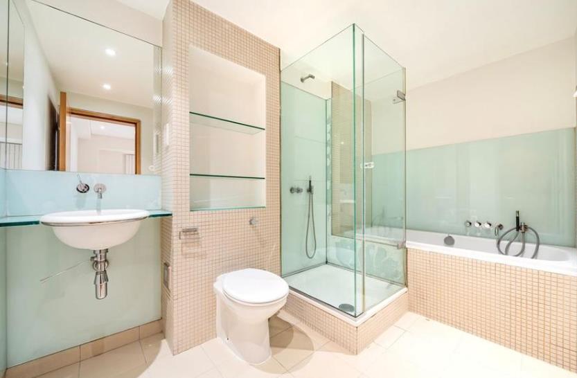 Flat Radnor Place in City of Westminster