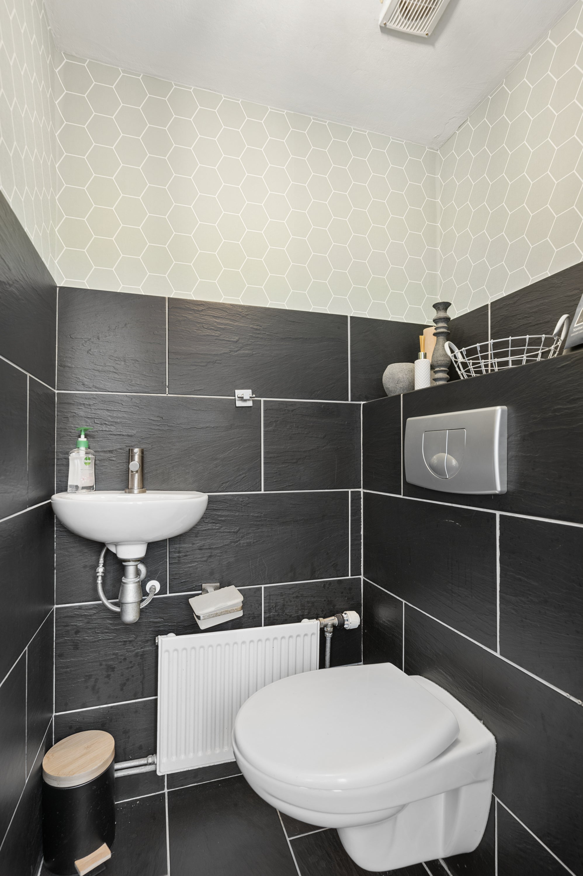 Tussenwoning te koop: Sterkenburg 160, Ede